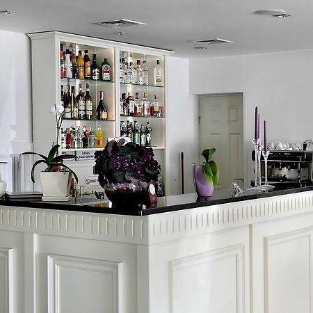 Wodnik Bed and Breakfast Krosno Buitenkant foto