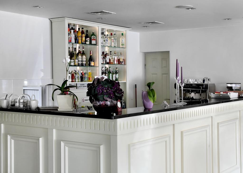 Wodnik Bed and Breakfast Krosno Buitenkant foto